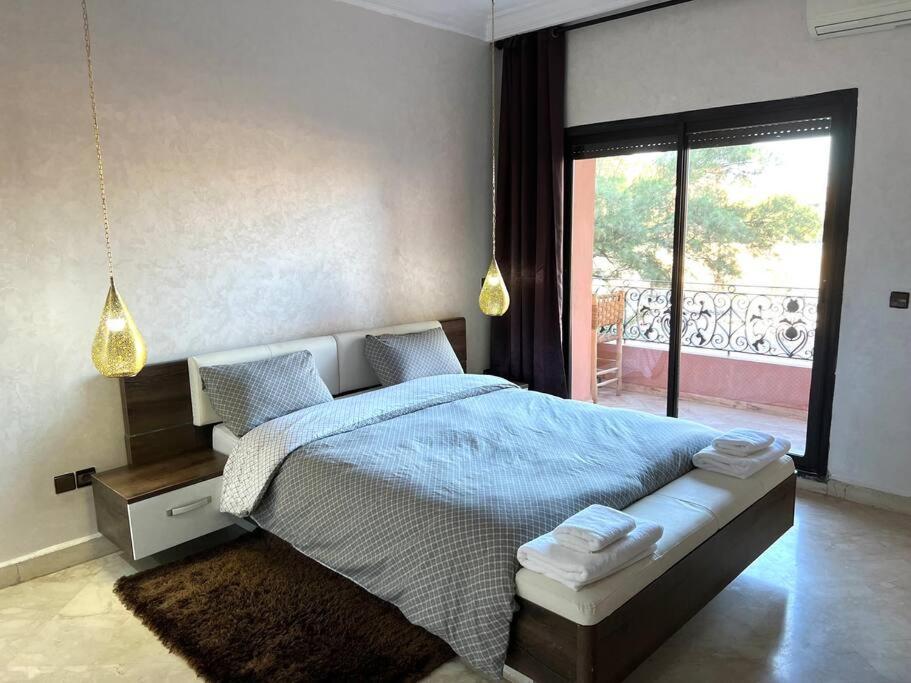 Fully Renovated Stylish / Pool
